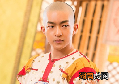 为什么最有可能执掌皇权的多尔衮,没能当上皇帝?