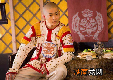 为什么最有可能执掌皇权的多尔衮,没能当上皇帝?