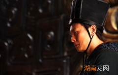 为什么有那么多人憎恶赵高？他最后是怎么死的？