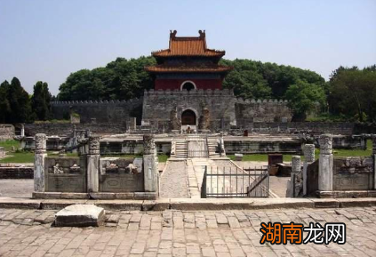 明显陵为什么在现在的湖北?它是是如何从王陵变成皇陵的?