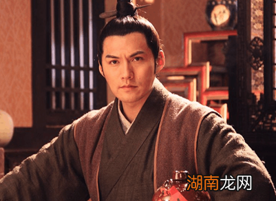 身为父亲的李渊，为什么没有阻止李世民扩张自己的势力？