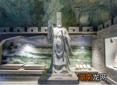 为什么说“曹操爱人妻”?背后传达了当时社会怎样的问题?