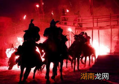 官渡之战,田丰为袁绍制定了什么策略?袁绍最后为什么会失败?