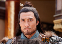 隋末的瓦岗军为什么会在强势崛起后，突然就败亡了？