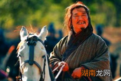 庞统和诸葛亮谁更的得到刘备的信任与认可？庞统与诸葛亮谁更厉害？