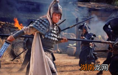 刘备到底是如何看待赵云的？为何不给他升官呢？