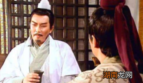 刘备称帝后为何没有给诸葛亮加封呢?