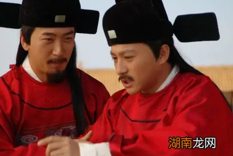 古代官员守孝三年,回来的时候官职还在吗?