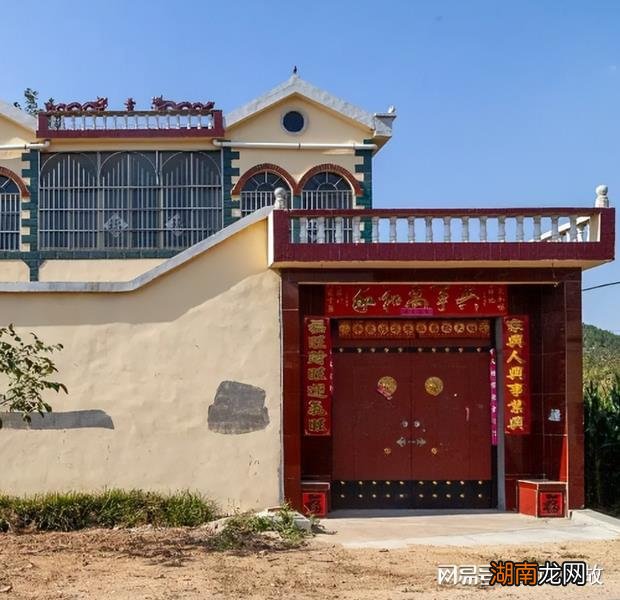 俗语:“大门对虎头,财走人也愁”,啥是虎头?这句话有何道理?