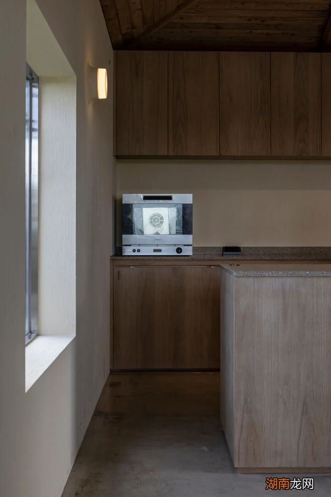 Hoa Salon /形式的沉默