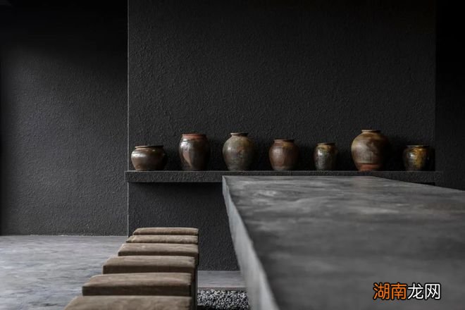 Hoa Salon /形式的沉默