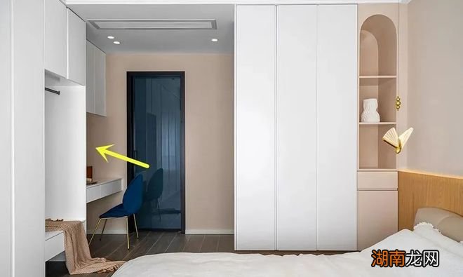 书桌+柜子一体化，预留1m空间是前提，小卧室也能迎刃而解！