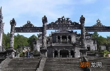 古代皇帝生前就开始修建自己的陵墓了 他们不会觉得很晦气吗