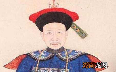 为什么乾隆忍了和珅几十年,到死都舍不得杀了他呢?