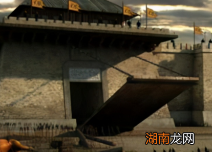 为何我国古代城门都是往里开?有什么讲究吗?