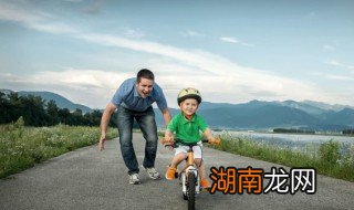 小孩七岁是叛逆期吗 小孩七岁是叛逆期吗知乎