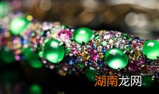 翡翠珠子怎么穿教程 怎么把翡翠珠子串进去