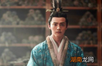 司马昭弑君之后为何姜维却要出军讨伐呢?