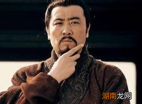 刘备建立蜀国后，为什么自封为汉中王而不是蜀王呢？