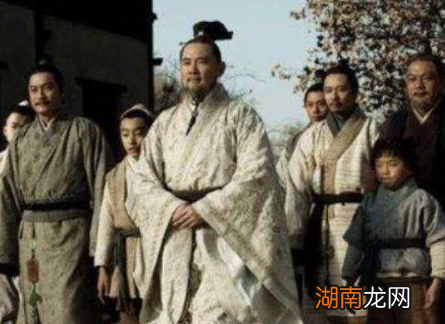 古代大家族继位是什么样的 嫡长子去世后又是谁继位