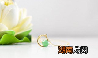 天然a货翡翠什么声音，翡翠敲击声音闷但是是A货