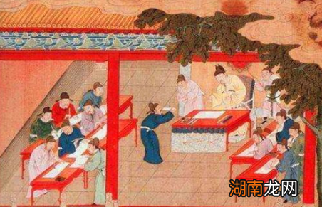 王越在参加科举考试时发生了什么变故？他的考卷去了哪里？