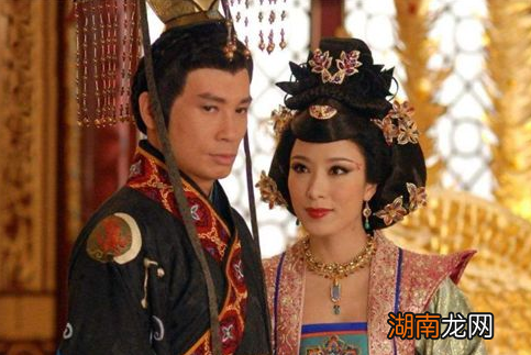 被扶持上位的傀儡皇帝李忱,登基后做了什么?