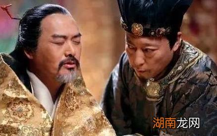 古人辞官之后为什么要回老家 他们生活在那里不好吗