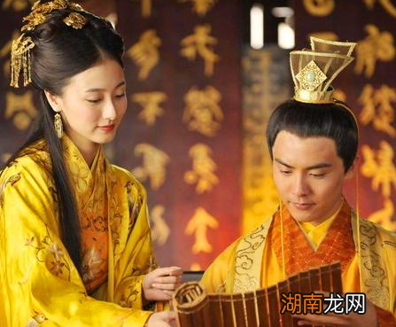 清朝妃子等级越高俸禄就越高 换做现在是什么样的水平