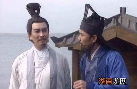 文武全才的鲁肃为何在演义中那么没存在感？