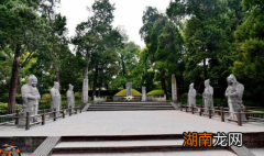 岳飞去世后，秦家后人背负骂名变得落魄了吗？