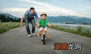 怎么训练孩子不拖拉呢 怎么训练孩子不拖拉