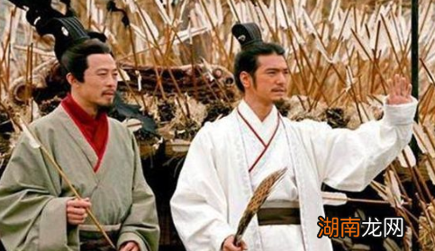 诸葛亮临终前给刘禅一锦囊,千年后揭出真相