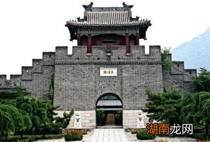 古代长城高度甚至不足三四米 长城真的能防住外族入侵吗