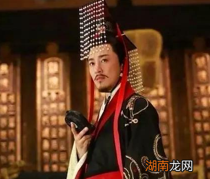 胡人进贡给汉武帝一种动物,拿去喂虎结果老虎都被吓到了