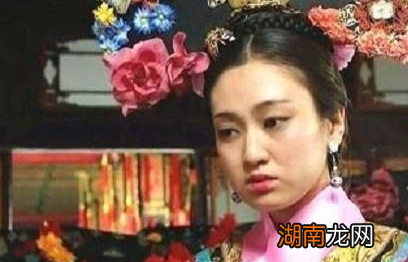 清朝的福晋、侧福晋、庶福晋的地位有什么不同?