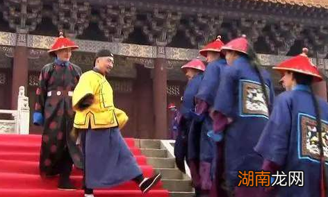 清朝的黄马褂到底有何作用?真的很稀少吗?