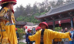 清朝的黄马褂到底有何作用？真的很稀少吗？