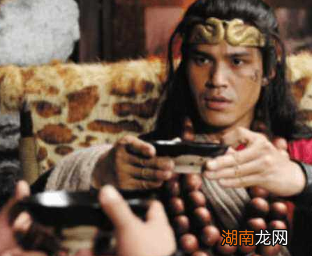 古人大口喝酒就像喝水一样 古人喝的酒有多少度