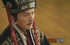 为什么陈寿对陆逊的评价相当高，而裴松却不这么认为？