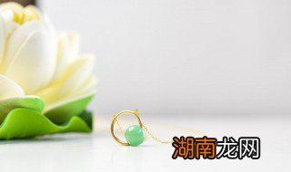 翡翠玉怎么形成的 翡翠怎么形成