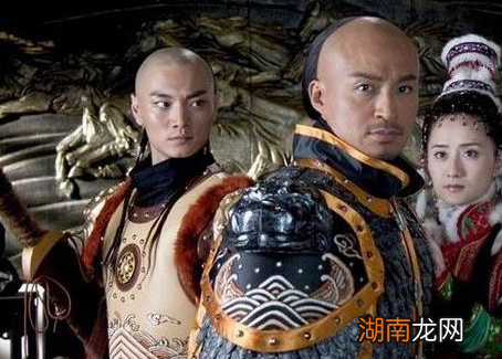 豪格死了以后,权倾朝野的多尔衮为什么不称帝?