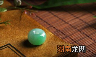 紫罗兰翡翠怎么分 挑选紫罗兰翡翠