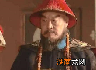 瓜尔佳氏辅佐了三任皇帝，最后为何没善终？