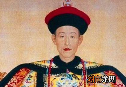 为什么说康熙的登基即位离不开汤若望的帮助?汤若望做了什么?