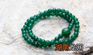 翡翠紫罗兰适合做什么题材 紫色翡翠做什么题材好看