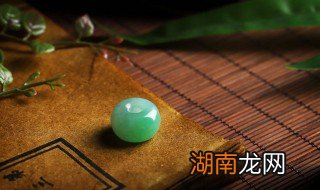 翡翠能放冰箱保鲜层吗 翡翠能放冰箱保鲜层吗吗