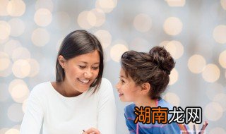 发现15岁儿子早恋了怎么办,儿子才15岁早恋咋办