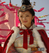 才貌双全入宫五年却见不到皇帝，最后忧郁自尽