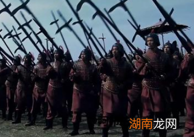 战国时期的魏国为什么能压制秦国不得东出？近交远攻，软硬兼施